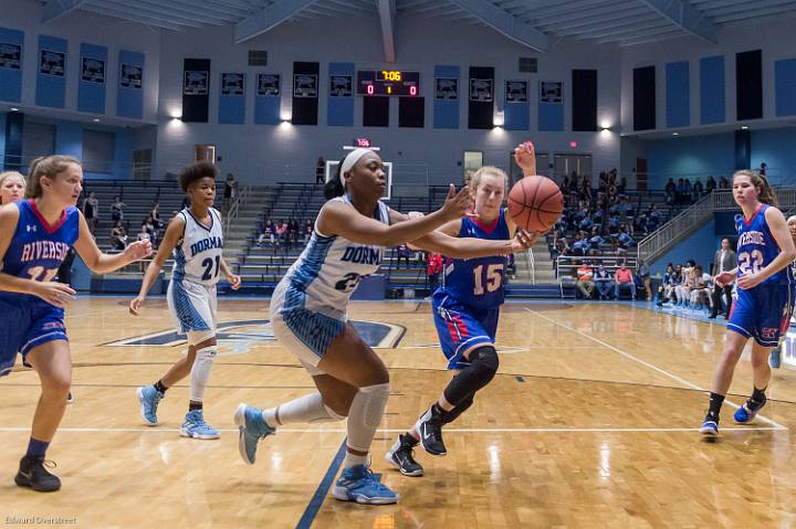 VarLadiesBBvsRiverside 15